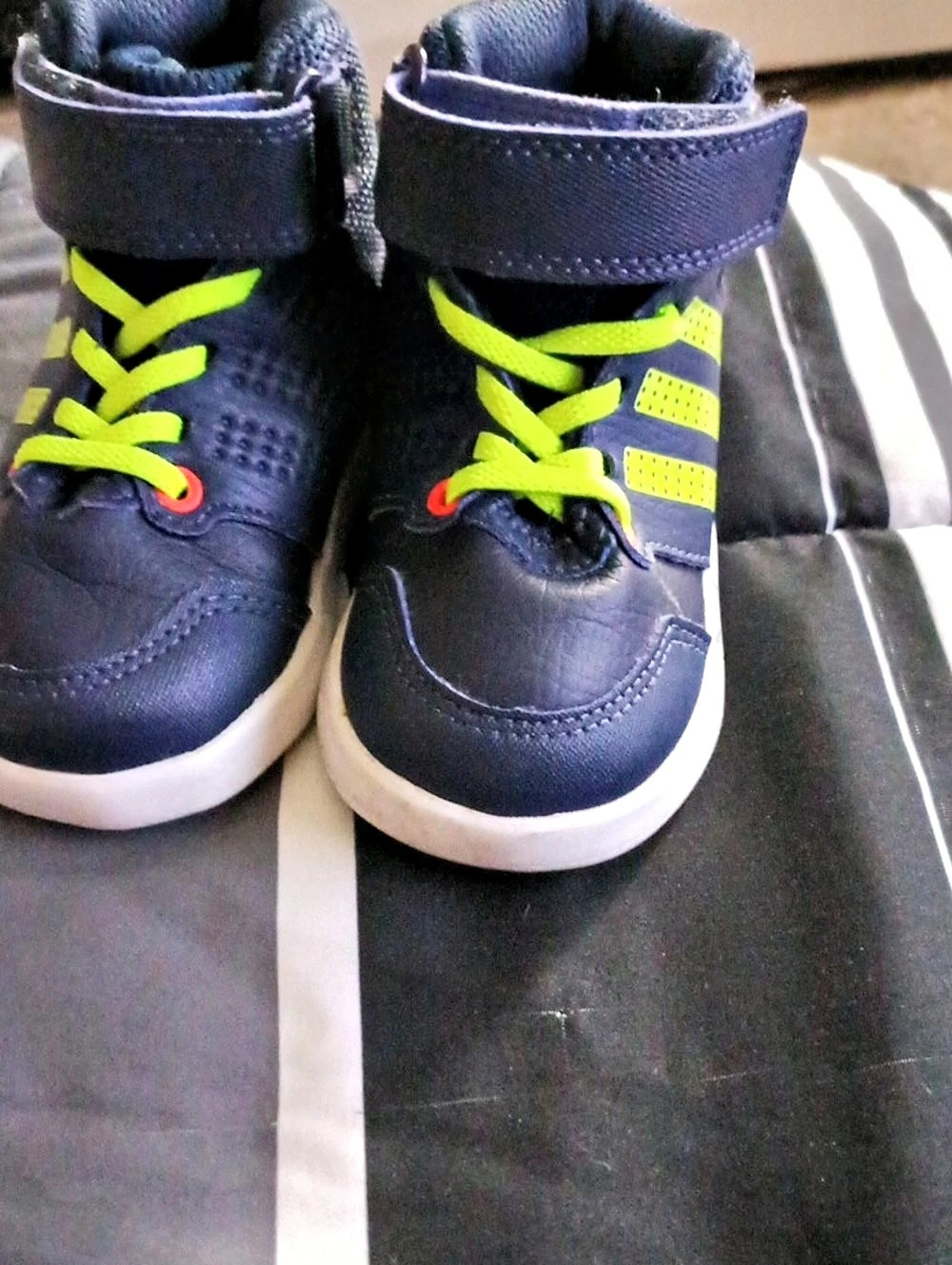 adidas Hoops Mid Toddler High-Top Sneakers Blue & Green
